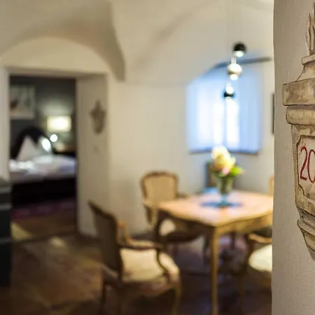 Altstadt Stadtkrug Ξενοδοχείο 4*