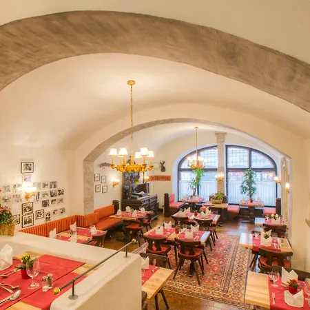 Altstadt Stadtkrug 4*