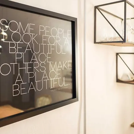 التشتات شتاتكروغ فندق 4*