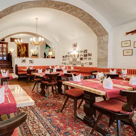 Altstadt Stadtkrug Hotel