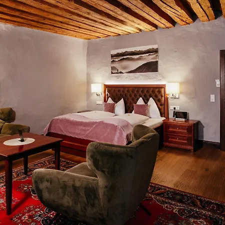 Hotel Altstadt Stadtkrug 4*