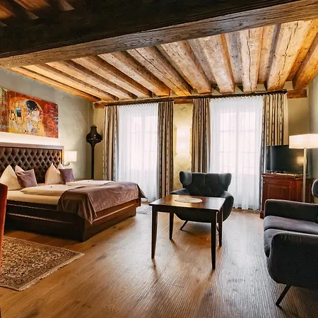 Altstadt Stadtkrug Hotel