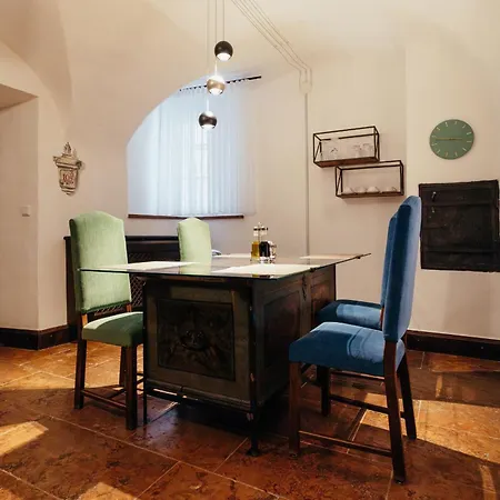 Altstadt Stadtkrug Hotel