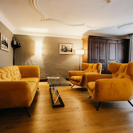 Altstadt Stadtkrug Hotel