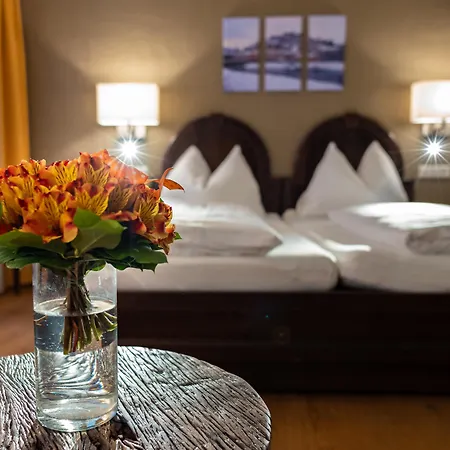 Altstadt Stadtkrug Hotel