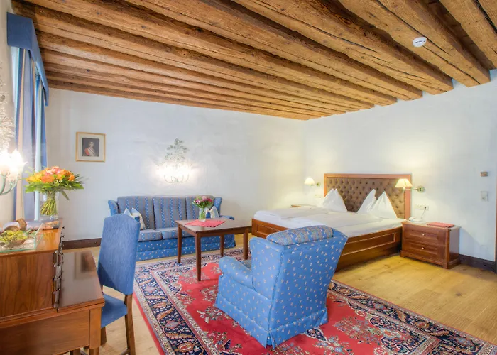 Hotel Altstadt Stadtkrug 4*