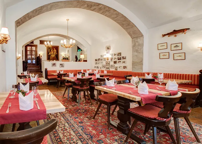 Altstadt Stadtkrug Hotel