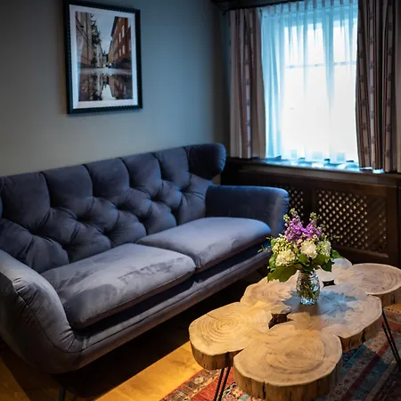 Altstadt Stadtkrug מלון 4*