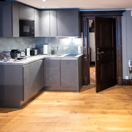 Hotell Altstadt Stadtkrug 4*